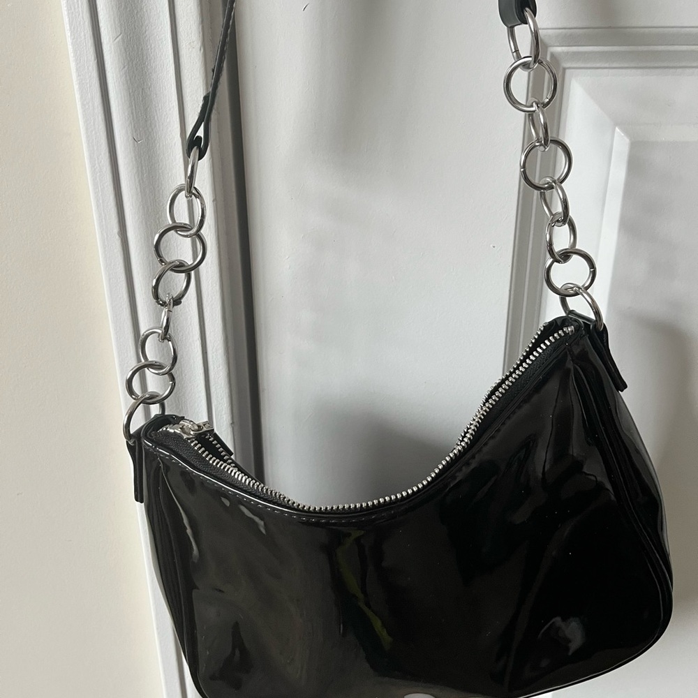 H&M vinyl black purse